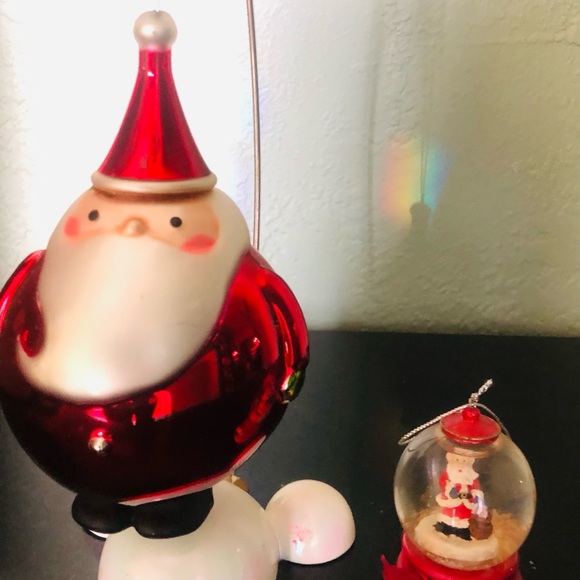 Santa Christmas Tree Ornament And Santa Snow Globe Ornament Stand Not Included - Picture 1 of 6